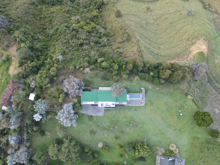 Portugalia Grand, casa campestre en Salamina, Caldas – Ariah
