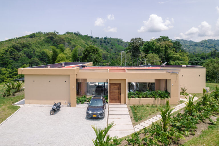 Casa RC02, casa campestre en Manizales, Caldas – Ariah